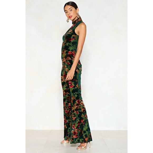 Nasty Gal Hows It Growin Velvet Jumpsuit Flared One Shoulder - 6 - Green - Picture 3 of 5